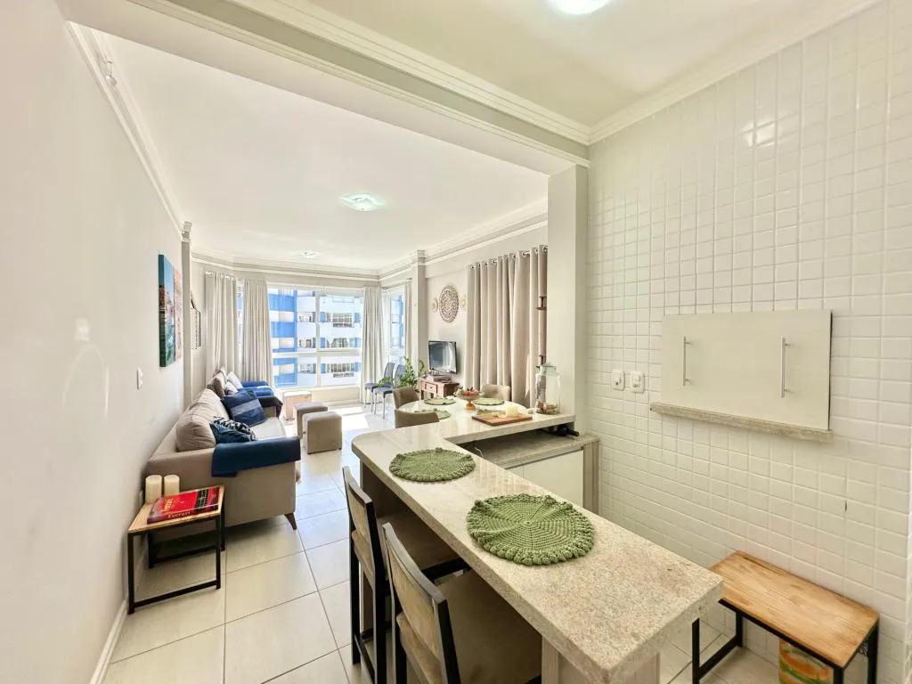 Imagem Apartamento 3 Dormitórios - Bairro Navegantes
