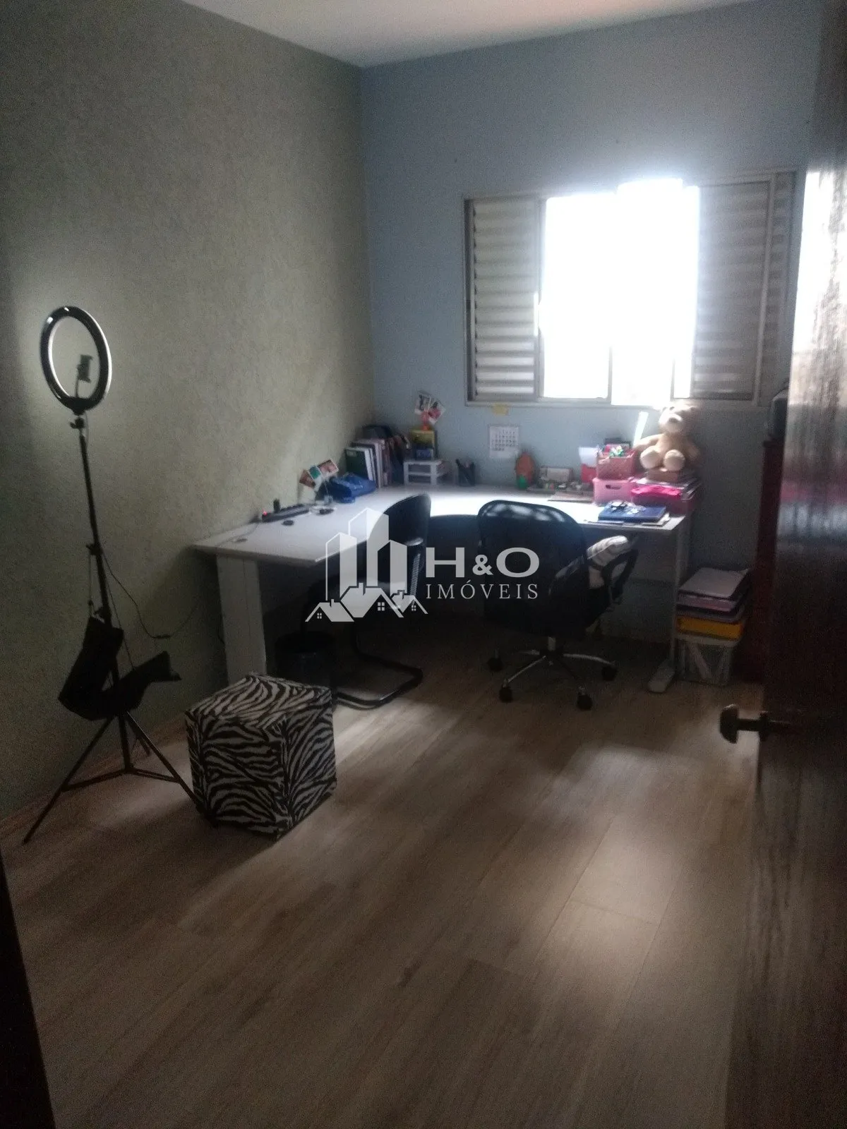 Imagem Sobrado à Venda - Próximo ao Metrô Guilhermina | Rua Tranquila | 142m² | 3 Dormitórios