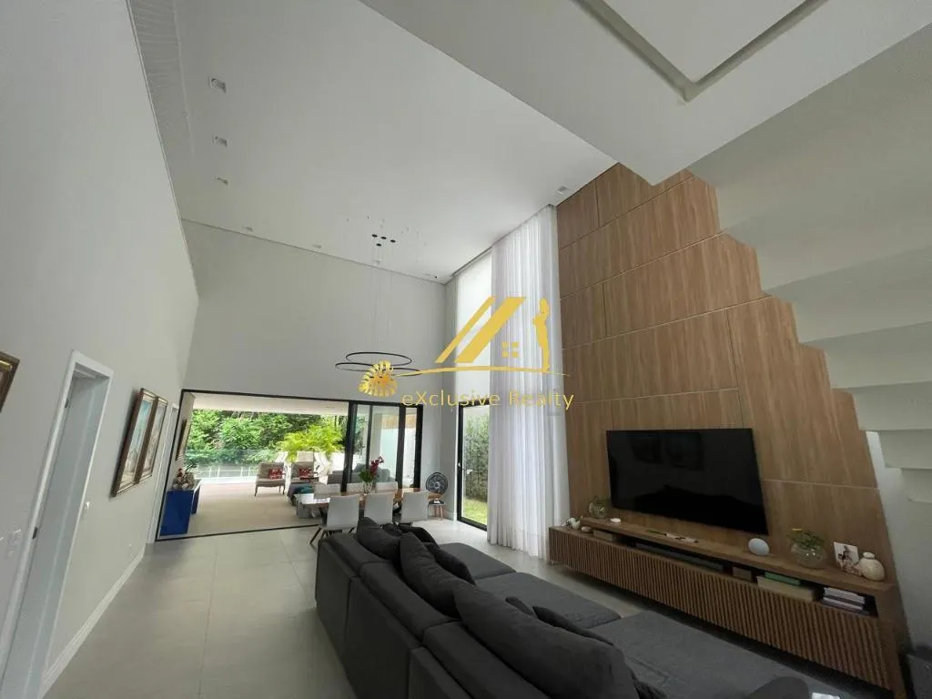 Imagem Casa RESIDENCIAL em Salvador - Bahia, Alphaville I