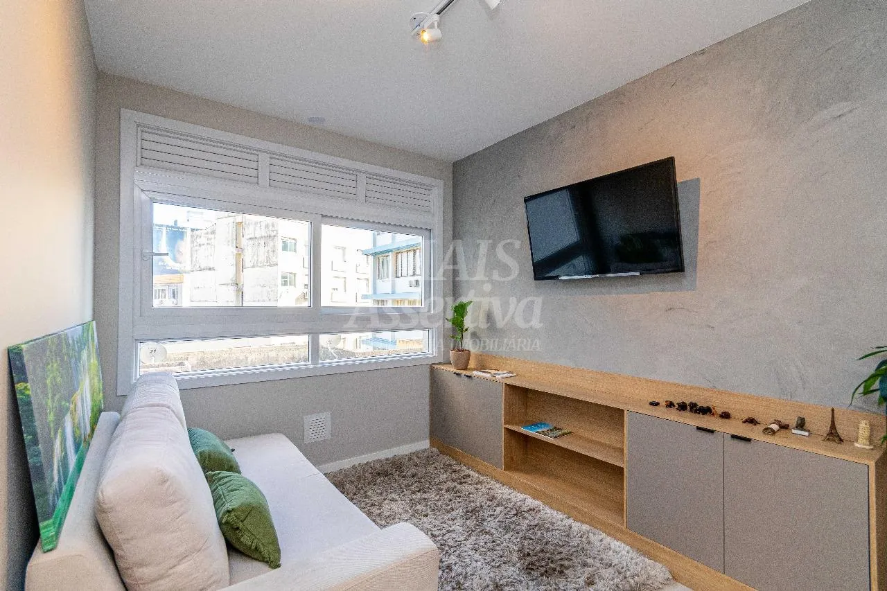 Imagem Ótimo apartamento mobiliado e decorado à venda em Porto Alegre/RS