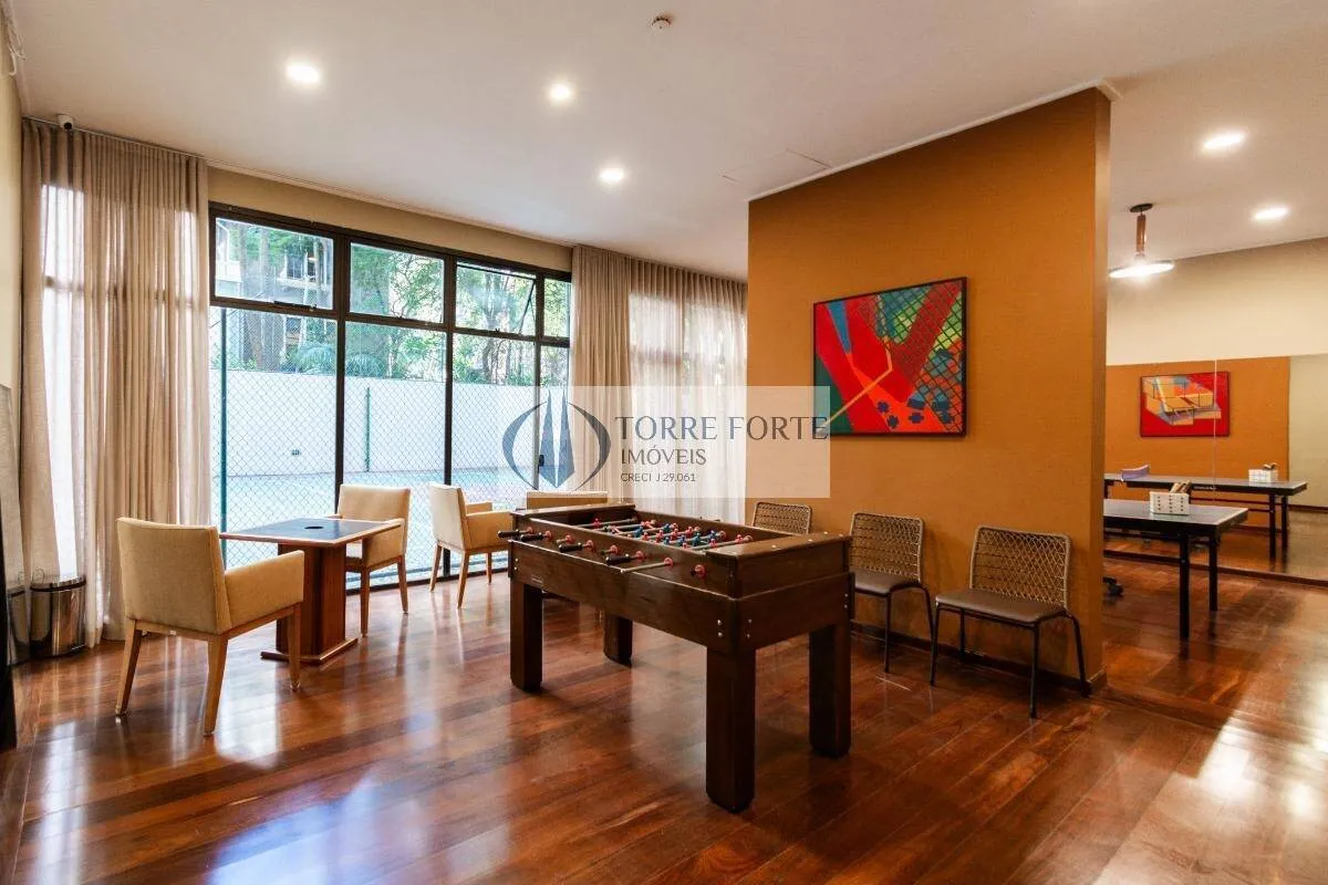 Imagem Loft com pé direito superior a 5 metros, 53 m², 1 suíte no mezanino