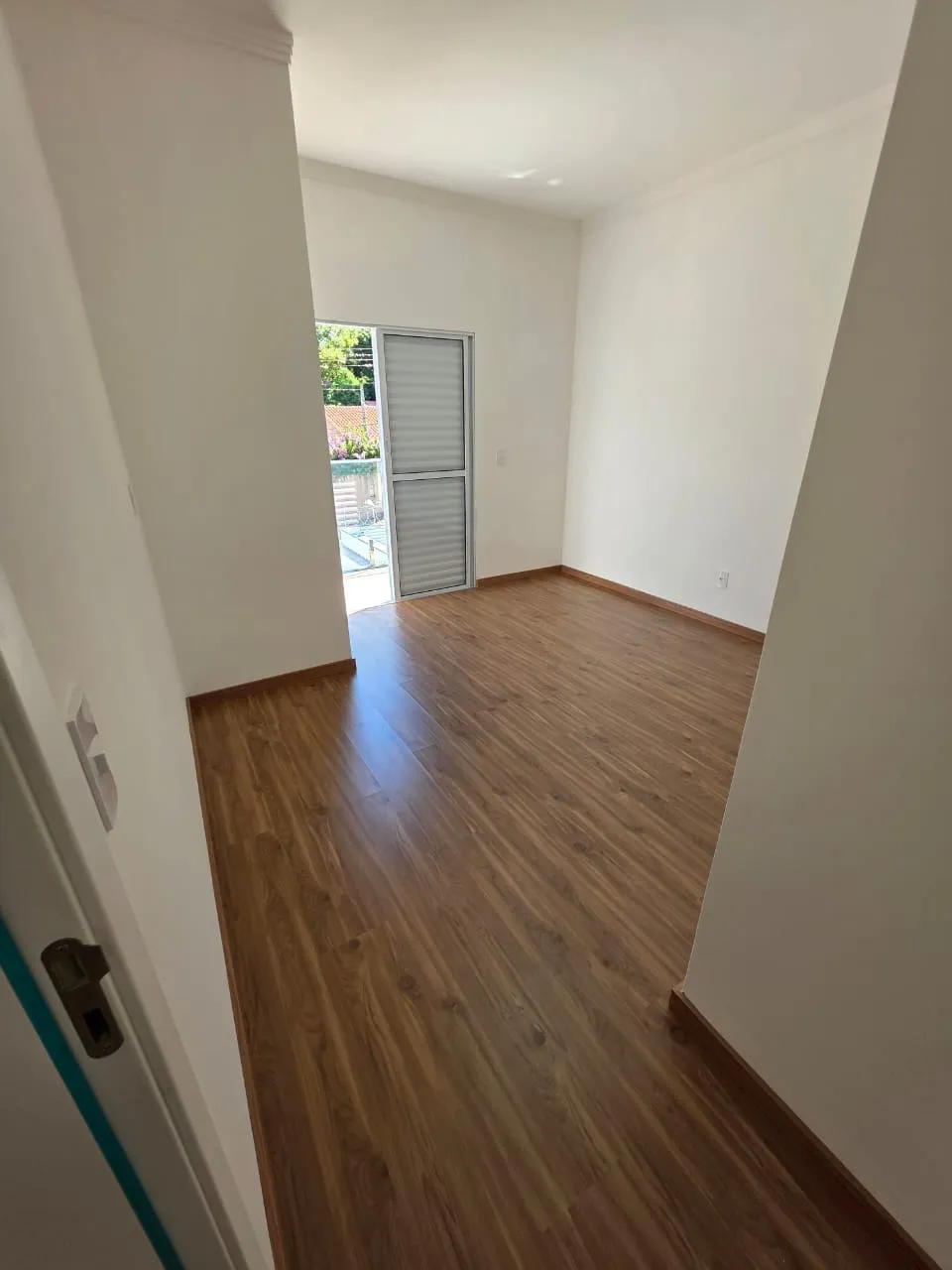 Imagem Imperdível oportunidade! Casa à venda em Sorocaba-SP, Jardim São Carlos. 3 quartos, 3 suítes, 2 salas, 3 banheiros, 3 vagas. 123m². Aproveite!