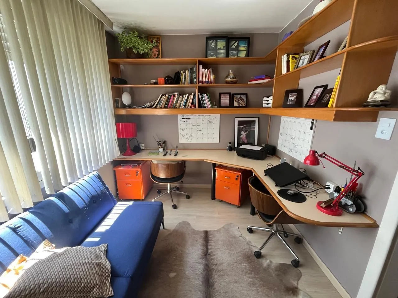 Imagem Apartamento de 2 quartos, 2 banheiros e 1 vaga de garagem no bairro Santana POA