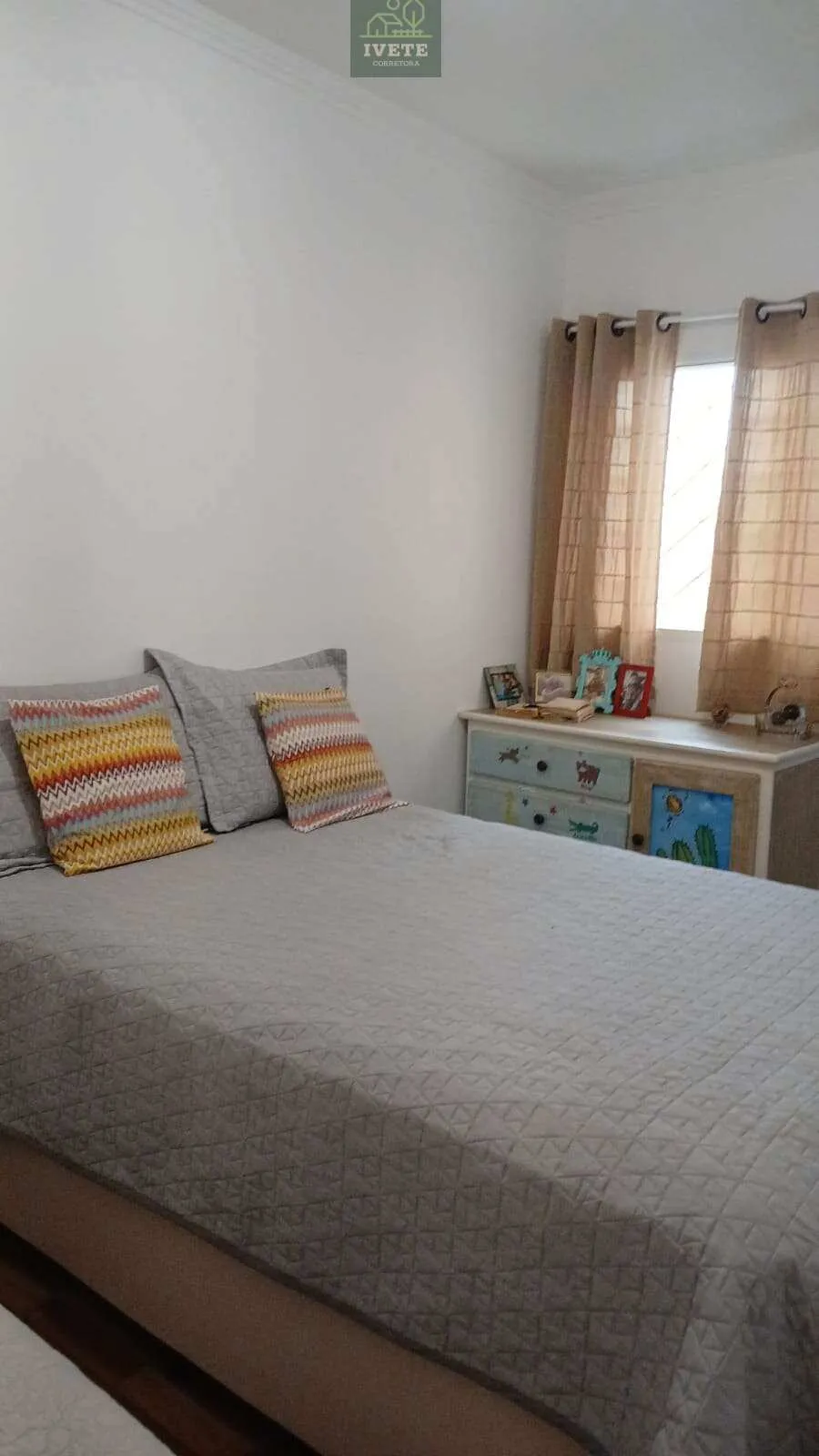 Imagem SOCORROSP CASA A VENDA NO JARDIM CARVALHO, PRÓXIMO AO CENTRO