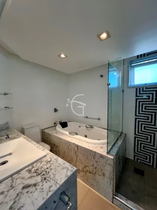 Imagem EXCELENTE APARTAMENTO NO ATIRADORES COM 3 SUÍTES E 3 VAGAS DE GARAGEM