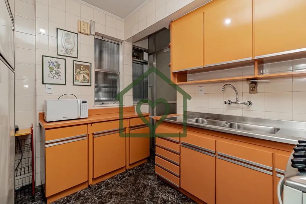 Imagem Apartamento com 3 dormítórios, 1 suíte gigante e mais dependência completa. A planta do imóvel ...
