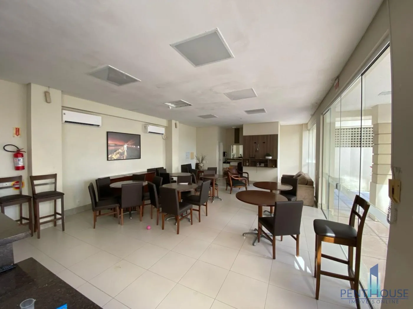 Imagem Apartamento Zona Central para Venda em Balneário Camboriú, Municípios, 2 dormitórios, 1 suíte, 2 banheiros, 1 vaga