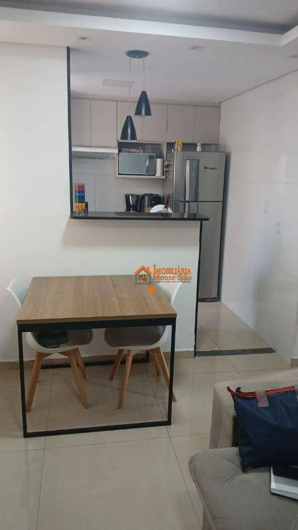Imagem Apartamento com 2 dormitórios à venda, 38 m² por R$ 290.000,00 - São João - Guarulhos/SP