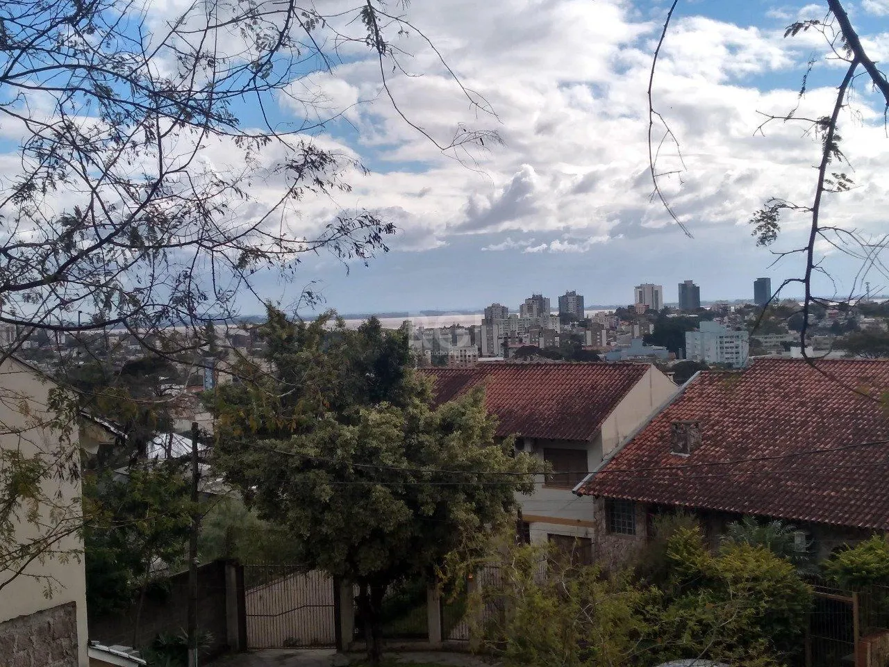 Imagem Terreno em Condominio para Venda - 468m², 0 dormitórios, Nonoai, Porto Alegre