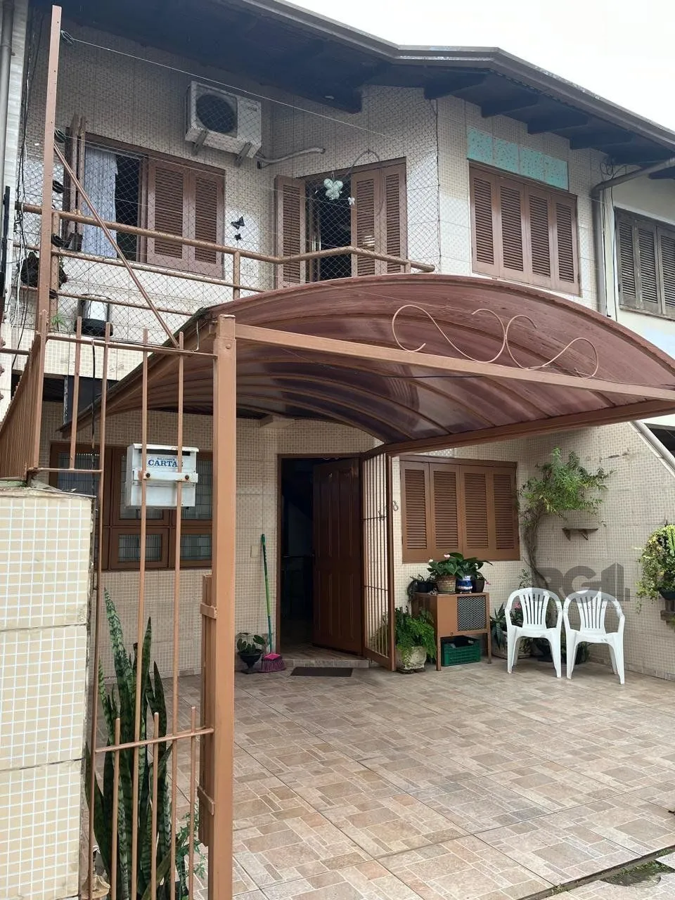 Imagem Casa sobrado mobiliado, 2 dormitórios, Bairro Imbuí