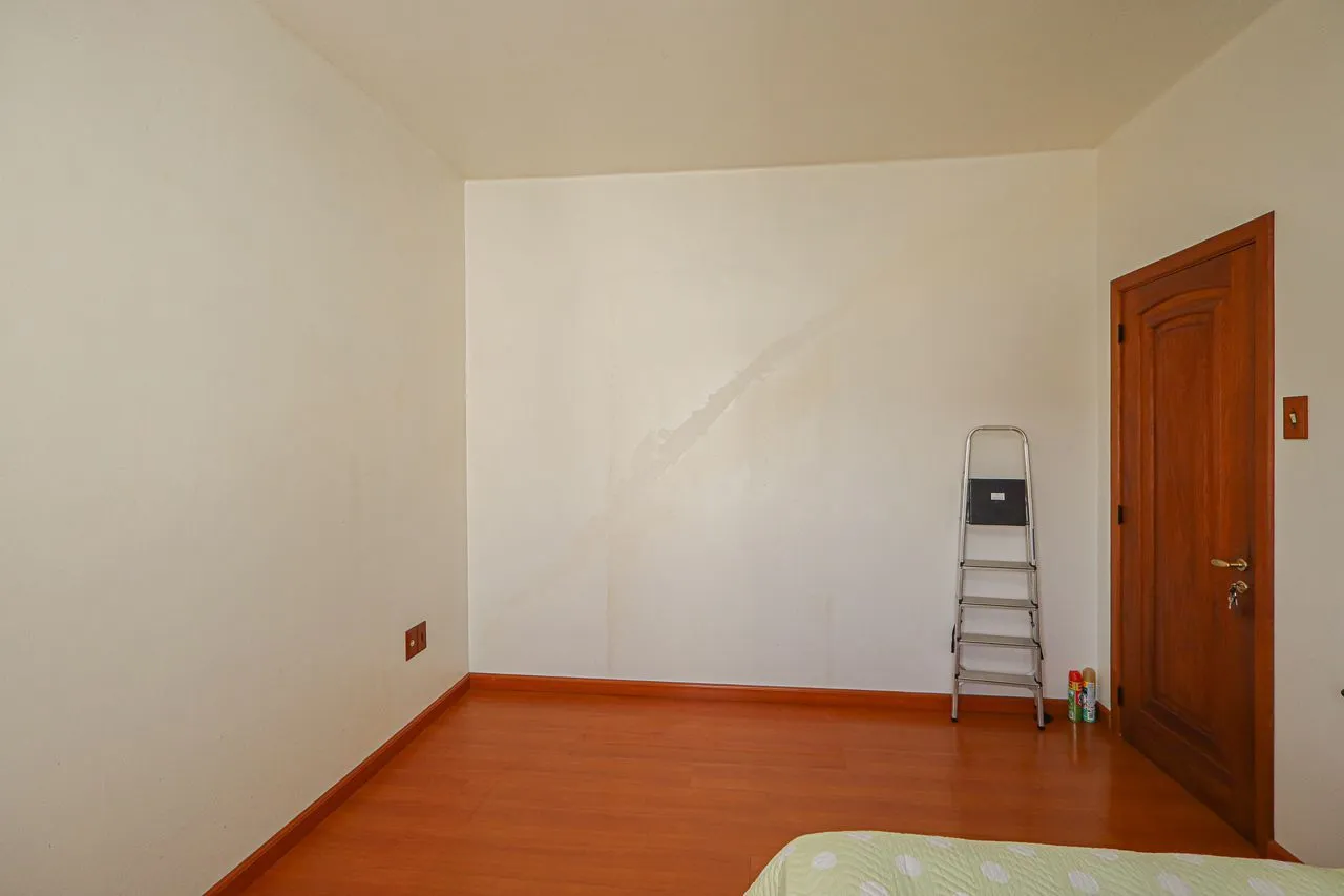 Imagem Casa à venda, 3 dormitórios, 316m², 4 vagas de garagem, Bairro São Geraldo