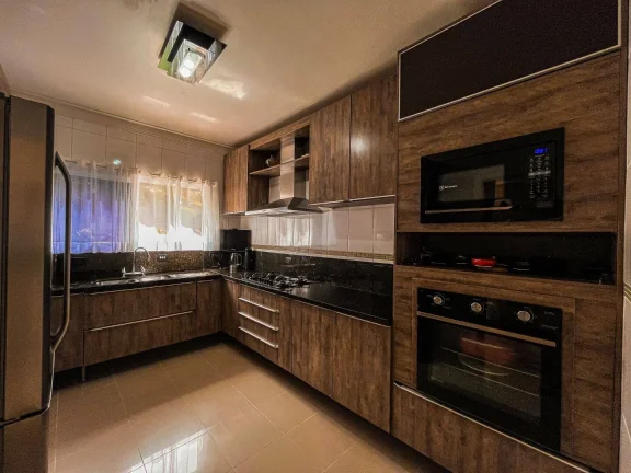 Imagem Casa 4 quartos à venda, 360 m² por R$ 1.750.000 - Chácara Santa Lúcia - Carapicuíba/SP