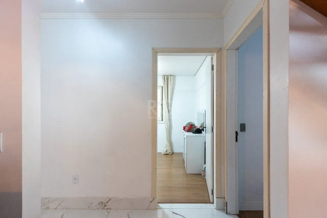 Imagem Casa para Venda - 120m², 4 dormitórios, sendo 1 suites, 3 vagas - Serraria