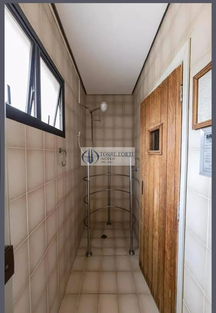 Imagem Apartamento 156 m², 4 dormitórios, 1 suíte com banheira , 2 garagens