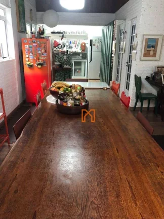 Imagem Casa com 2 dormitórios à venda, 220 m² por R$ 2.240.000,00 - Alphaville - Santana de Parnaíba/SP