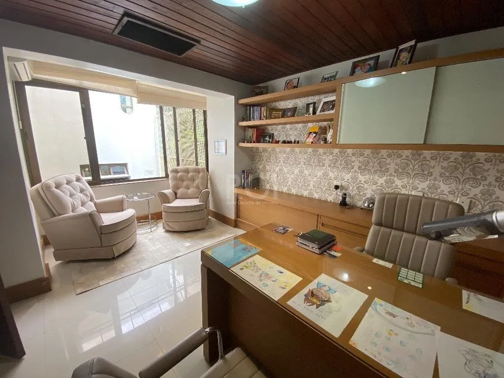 Imagem Casa com 3 dormitórios, 597 m² - Venda por R$ 1.399.000,00 - Cristal - Porto Alegre/RS