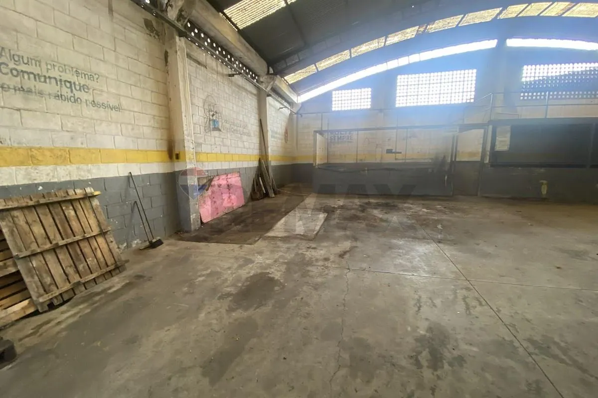 Imagem Galpão: Espaço Comercial Ideal em Tomás Coelho