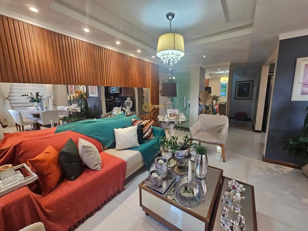 Imagem Casa em Condomínio para Venda em Teresópolis / RJ no bairro Tijuca