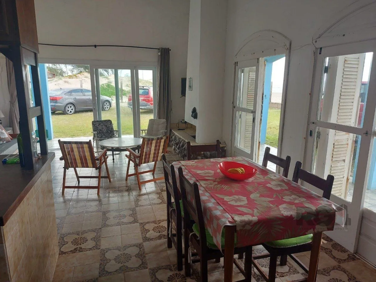 Imagem CASA COM 5 QUARTOS EM 2 TERRENOS ESCRITURADOS À BEIRA MAR EM MARILUZ/IMBÉ