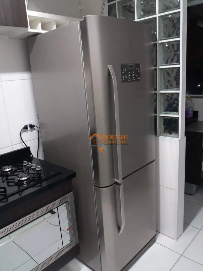 Imagem Apartamento com 2 dormitórios à venda, 48 m² por R$ 300.000,00 - Água Chata - Guarulhos/SP