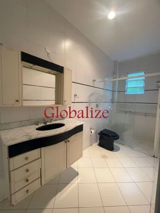 Imagem Sobreposta Duplex com Piscina Privativa à venda com 3 Suítes e 2 Vagas no Bairro do Embaré em Santos por R$ 1.600.000,00