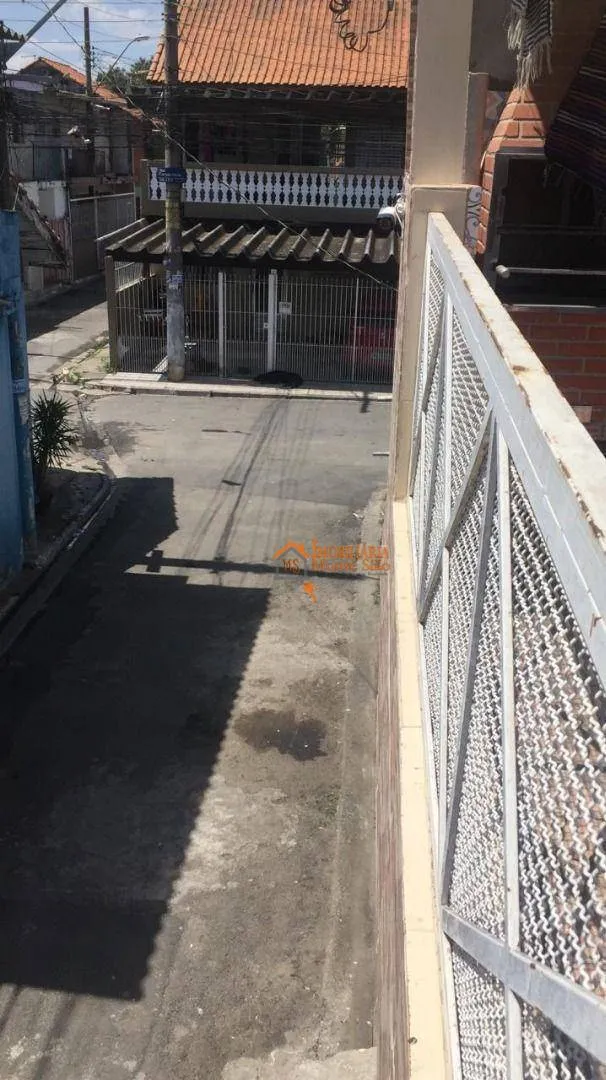 Imagem Casa com 2 dormitórios à venda por R$ 260.000,00 - Conjunto Residencial Haroldo Veloso - Guarulhos/SP