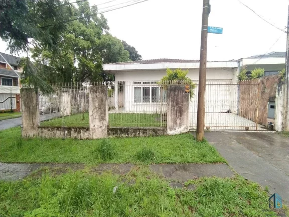 Foto do imóvel Terreno no Tarumã, com casa em Curitiba PR