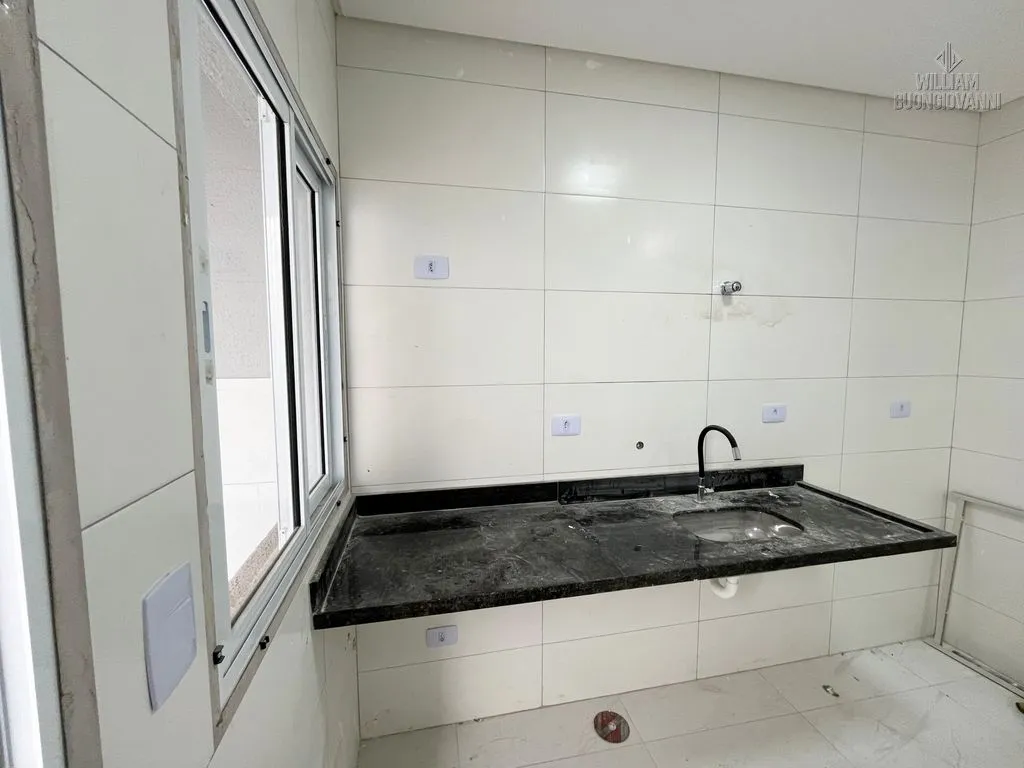 Imagem Casa de condomínio na Vila Tupi, 2 Dormitórios com Suíte! Casa Térrea!