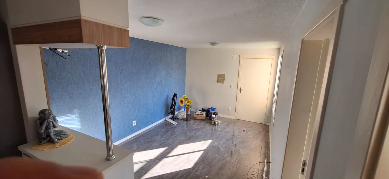 Imagem Apartamento Semimobiliado em Porto Alegre, Agronomia - Oportunidade de Venda