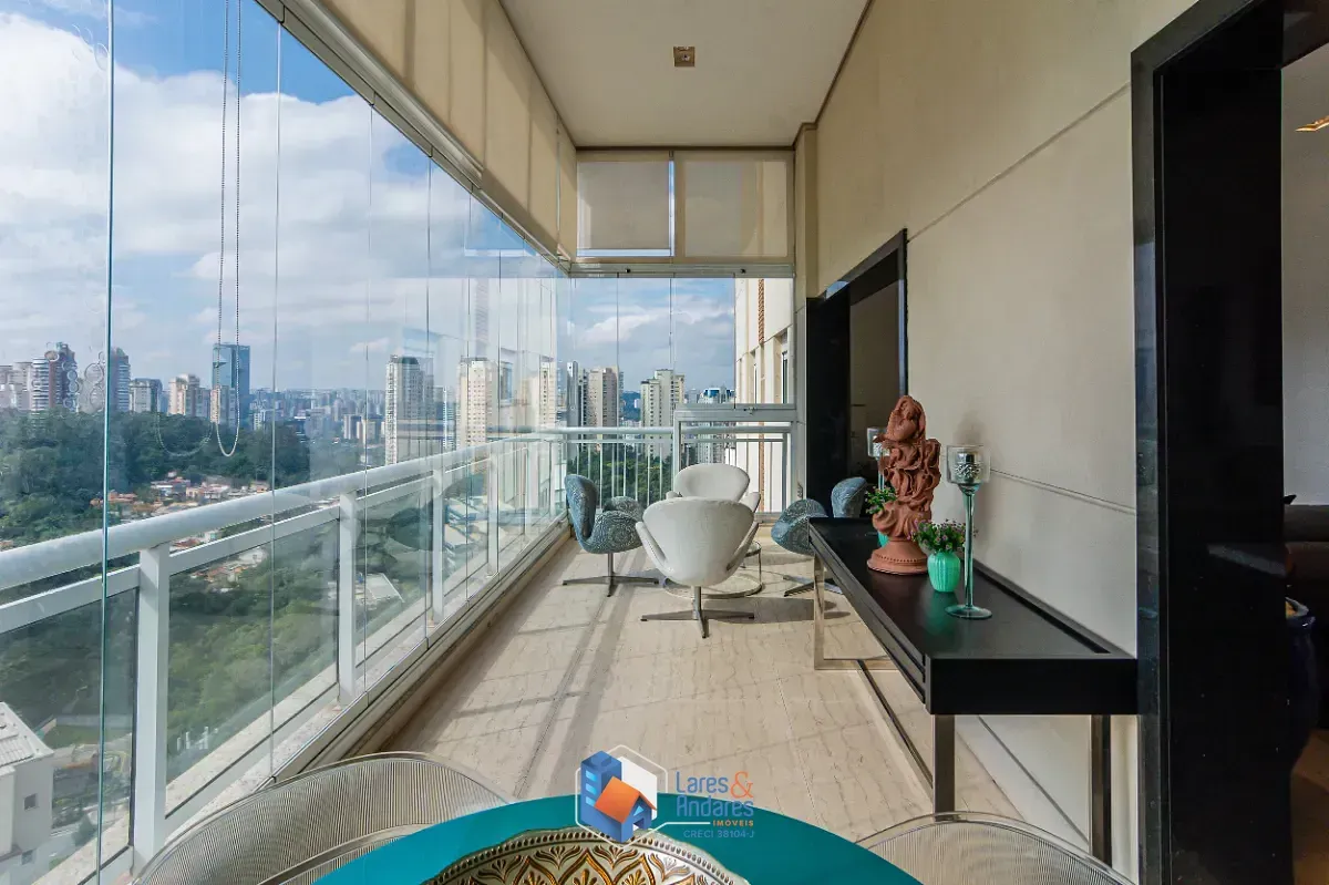 Imagem Apartamento para venda em Vila Andrade com 3 quartos, sendo 3 suítes, 200m²