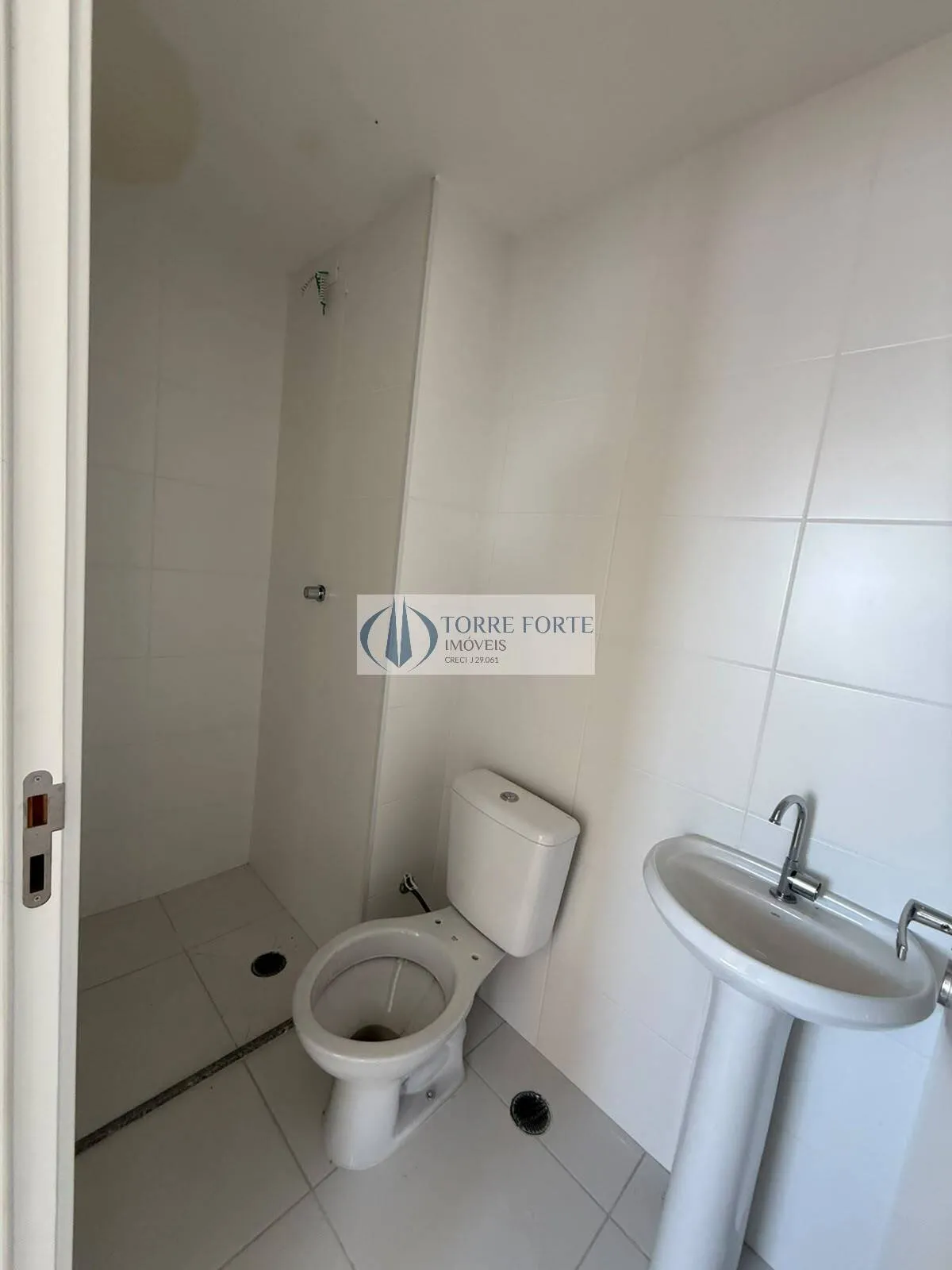 Imagem Apartamento com 2 dormitorios sem vaga na Vila Ema.