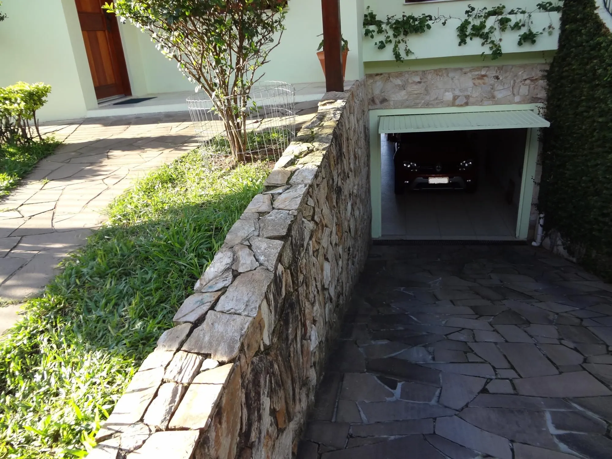 Imagem Casa para Venda - 230m², 3 dormitórios, sendo 1 suites, 3 vagas - Aberta Dos Morros
