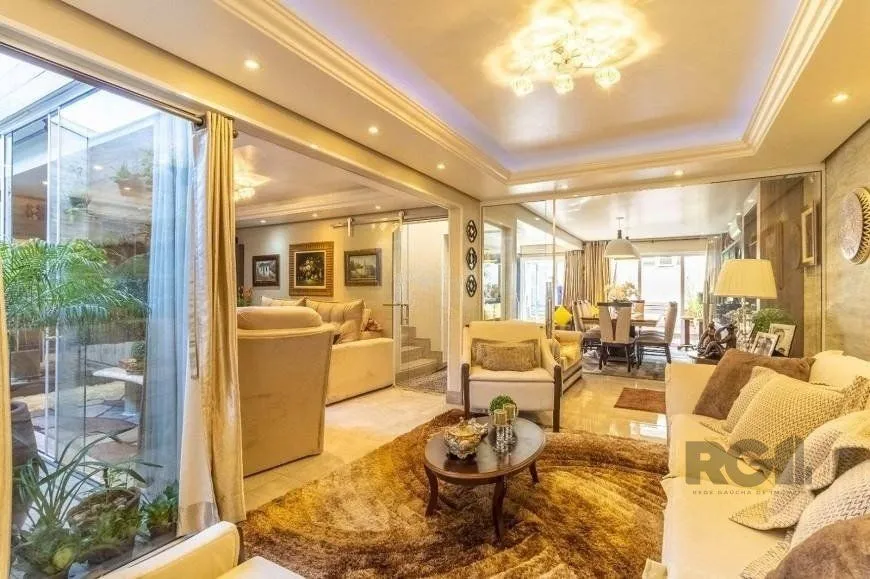 Imagem Casa 280m² - 3 dormitórios, 1 suíte, 2 vagas no bairro Jardim Itú