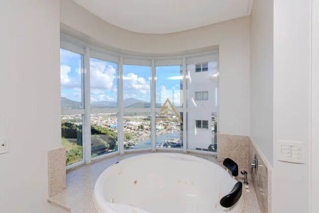 Imagem Apartamento à venda, 237 m² por R$ 10.900.000,00 - Centro - Balneário Camboriú/SC