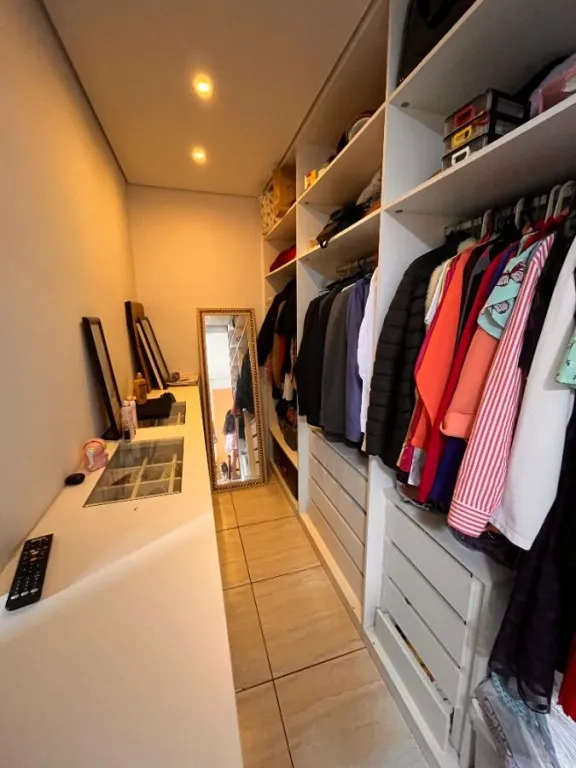 Imagem APARTAMENTO COM 162,00 m² - GUILHERMINA - PRAIA GRANDE SP