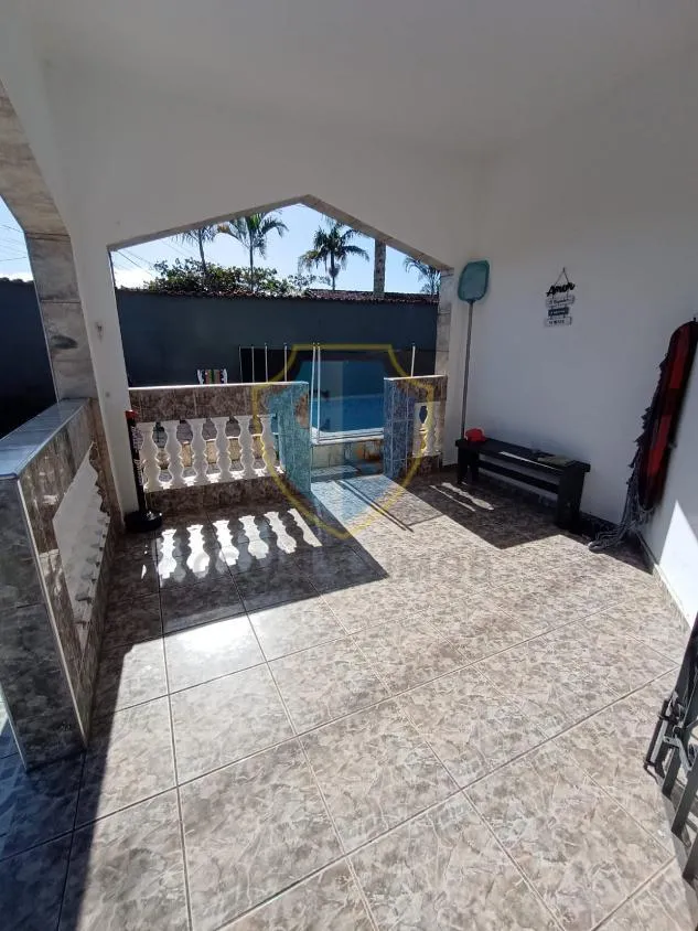 Imagem Casa 3 dorms um Suíte e Piscina