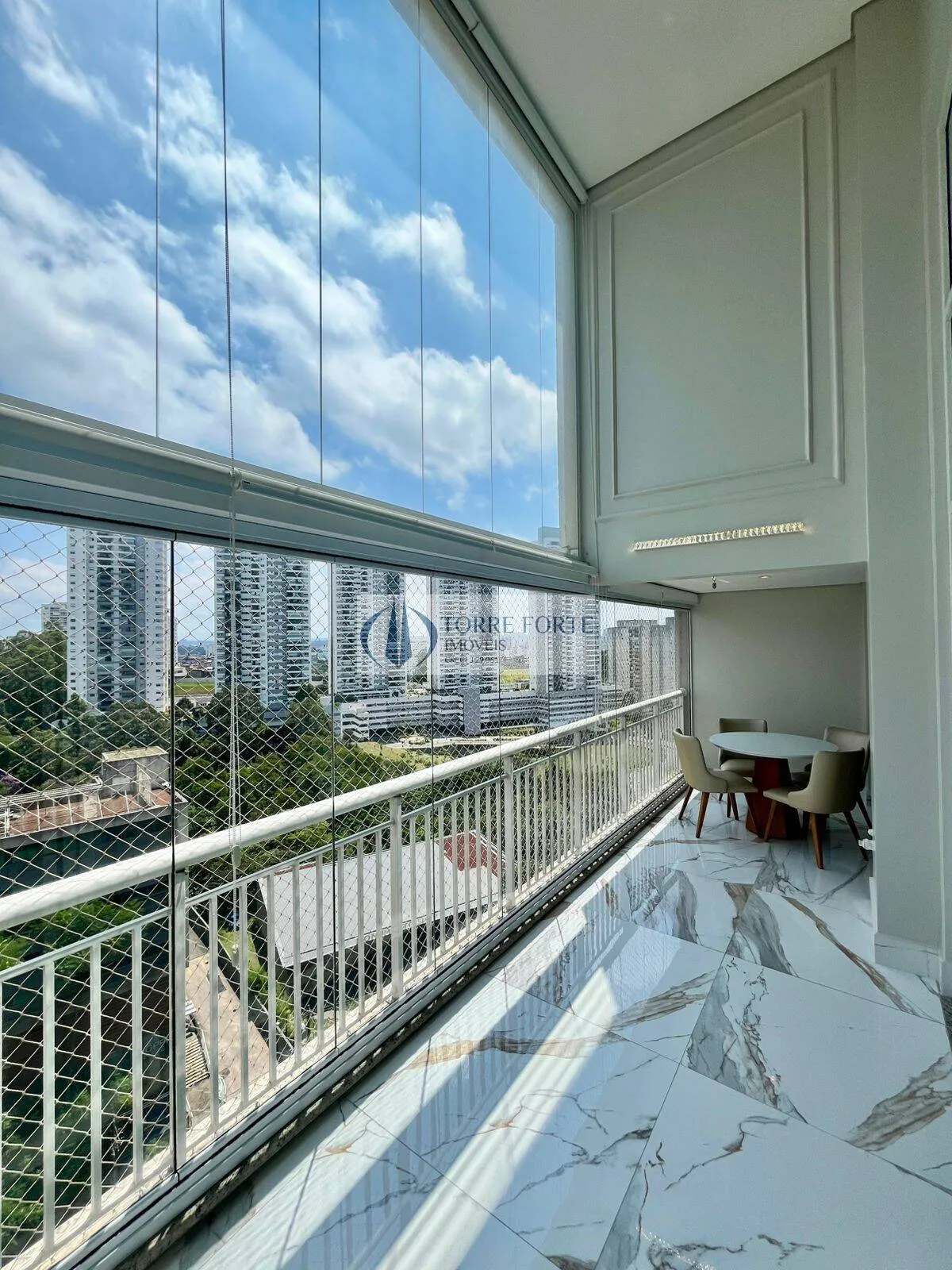 Imagem Excelente apartamento 170 m², 3 dormitórios sendo 1 suíte, na Vila Suzana