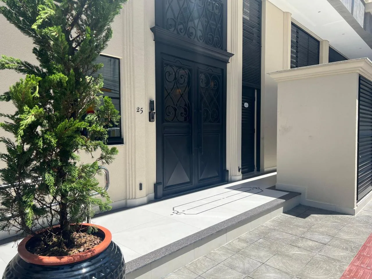 Imagem Apartamento com vista para o mar à venda com 225m2 por R$ 4.500.000,00