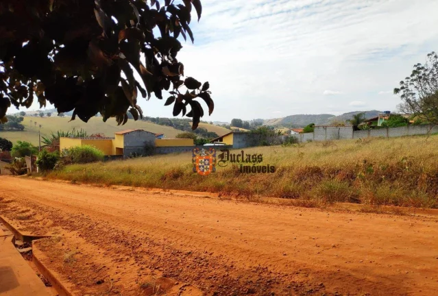 Foto do imóvel Terreno à venda, 3000 m² por R$ 449.000 - Recanto das Aves Tuiuti/SP