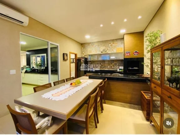 Imagem Casa de 3 dormitórios no Residencial Morada Du Park, Uberaba