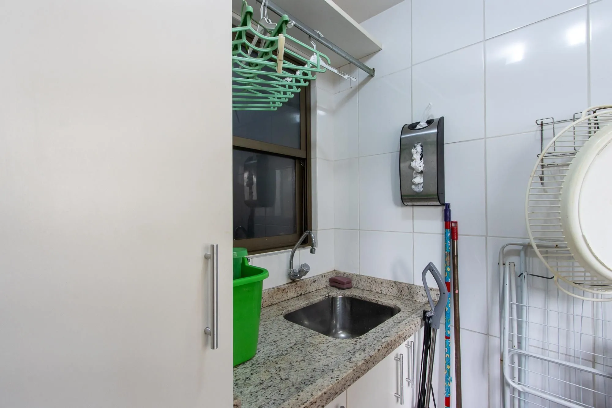 Imagem Apartamento 3 quartos, 139,64m² privativos, 2 vagas - Bairro Menino Deus