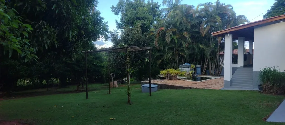 Imagem Chácara de 2.800m² em Araçoiaba da Serra - Casa Térrea com 3 Dormitórios, 1 Suíte e Área Gourmet