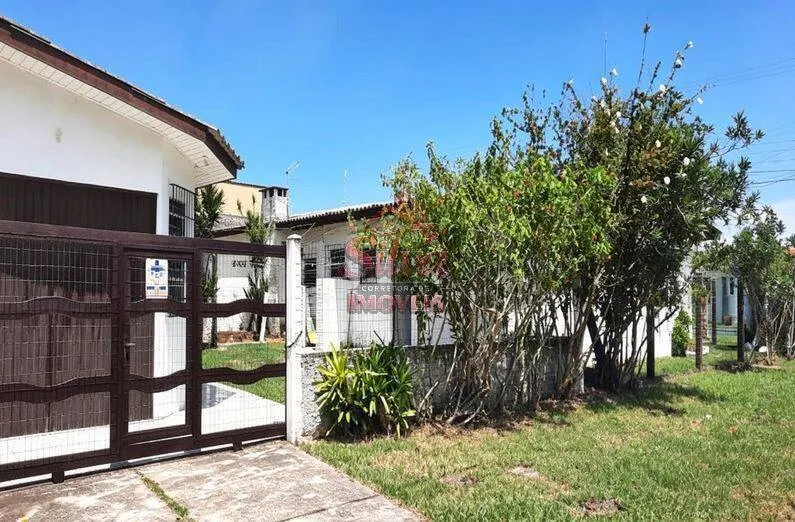 Imagem C992 | Casa de esquina + anexo 2 dorm, Albatroz, Imbé