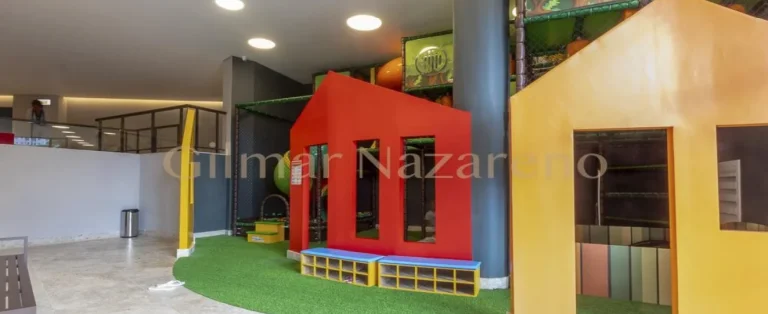 Imagem APARTAMENTO COM 244 M², 03 SUÍTES, 04 VAGAS, LAZER NO VALE DO SERENO!!!!!