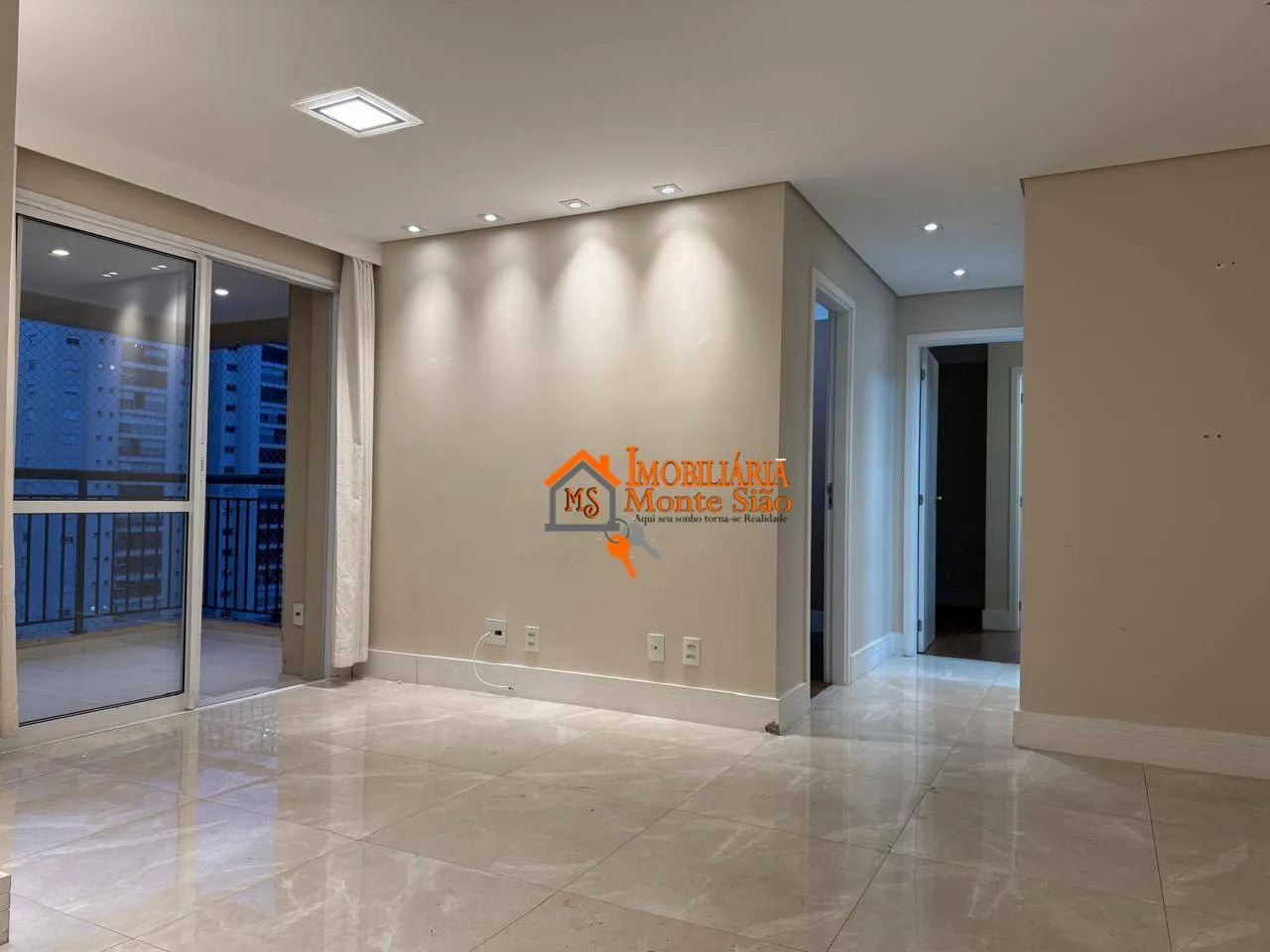 Imagem Apartamento com 2 dormitórios à venda, 68 m² por R$ 680.000,00 - Jardim Flor da Montanha - Guarulhos/SP