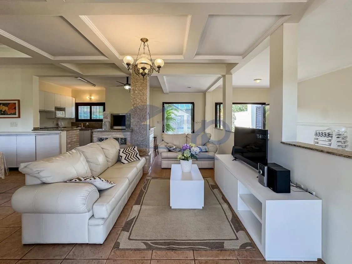 Imagem Casa a venda com 4 dormitorios na Paraiso em Torres/RS