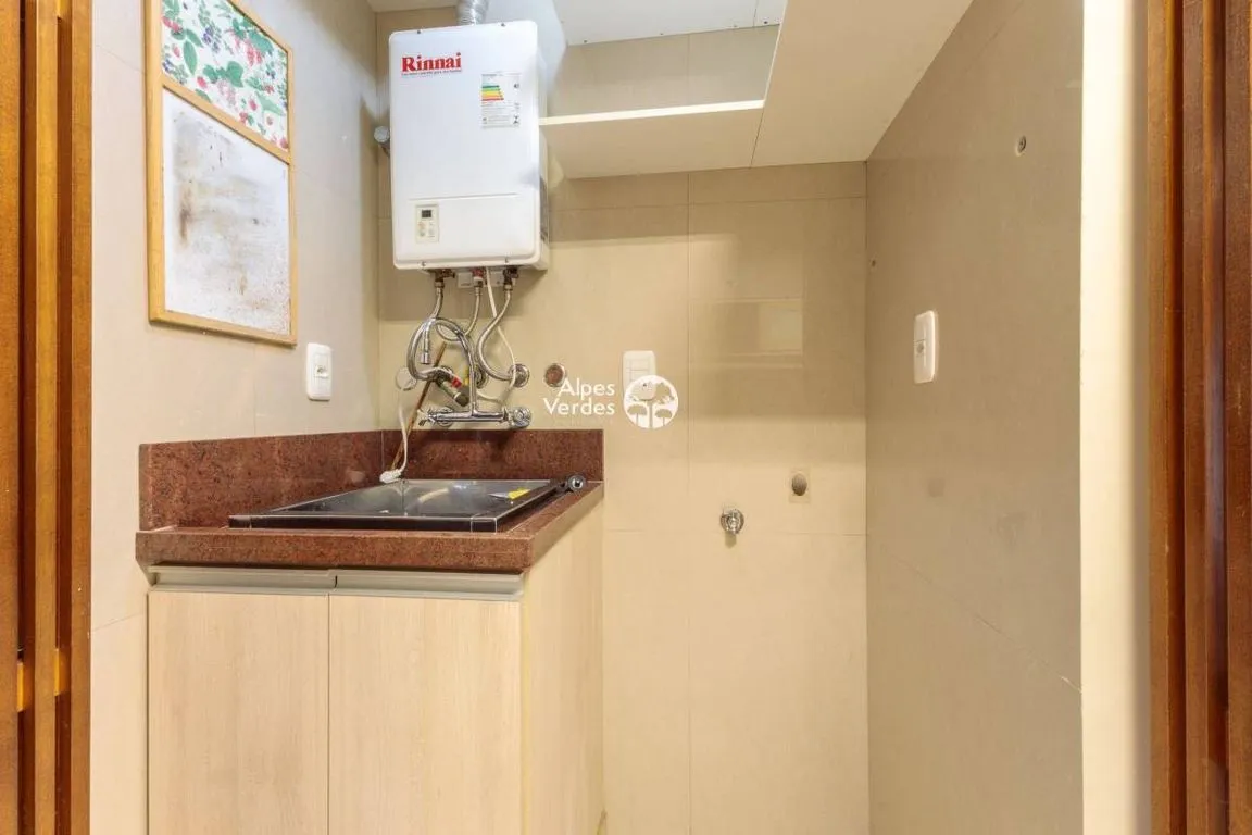 Imagem Vende-se Apartamento, no Centro de Canela-RS, com 3 quartos.