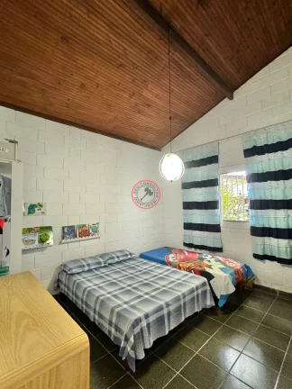 Imagem CASA CHARMOSA ;BOISSUCANGA,2 DORMITÓRIOS,SALA AMPLA,AVARANDADA,EDICULA COM QUARTO AMPLO E BANHEIRO, ARVORES FRUTIFERAS EM 581 MT2
