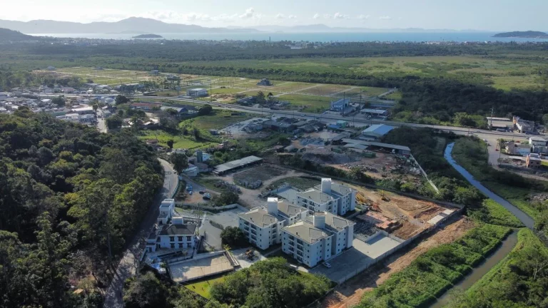 Imagem Apartamento para Venda em Florianópolis / SC no bairro Vargem do Bom Jesus