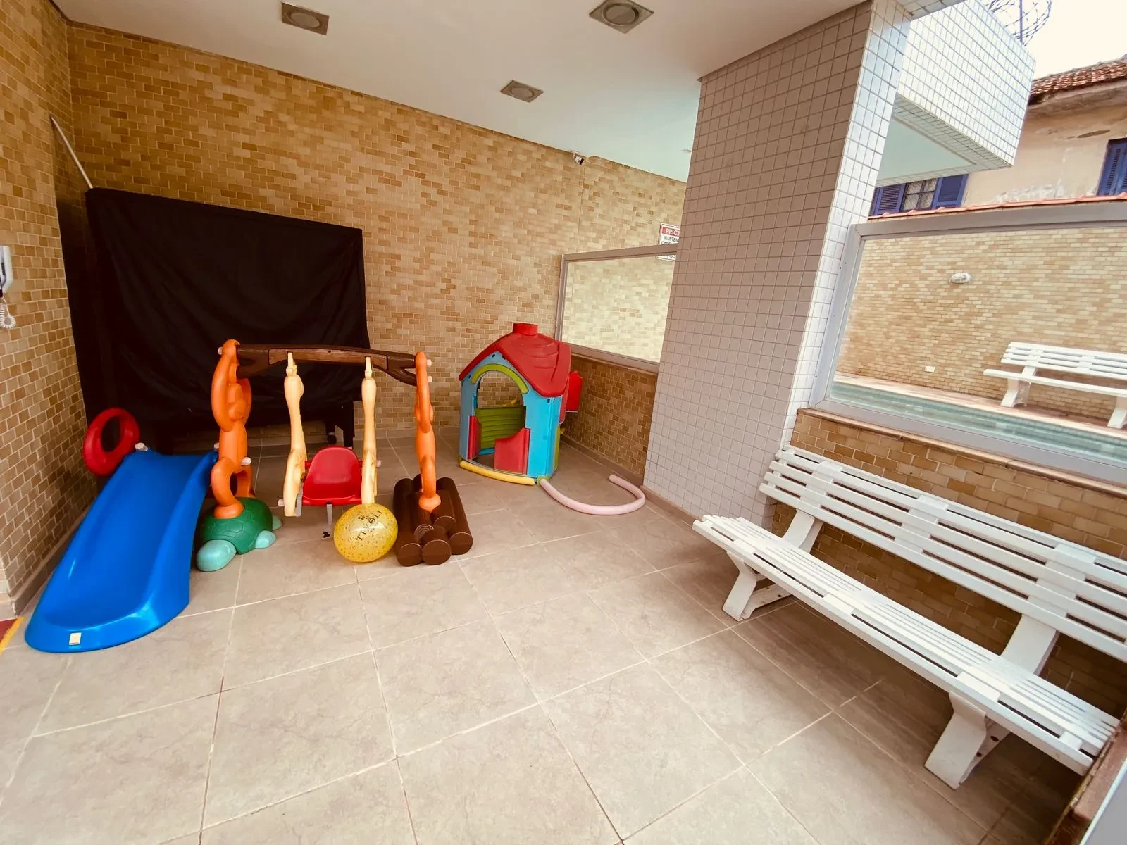 Imagem Apartamento com 2 Quartos à Venda, 63 metros em Estuário - Santos